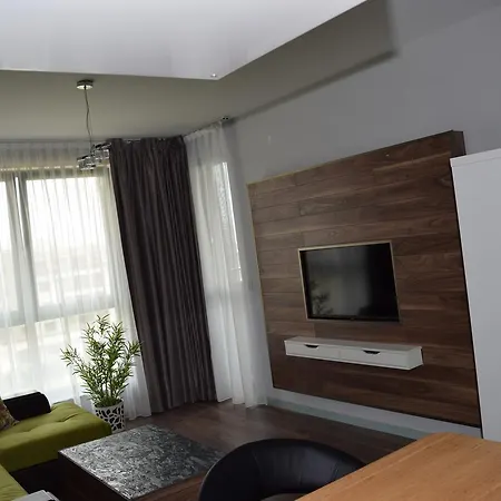 Aparthotel Riverside Plaza *